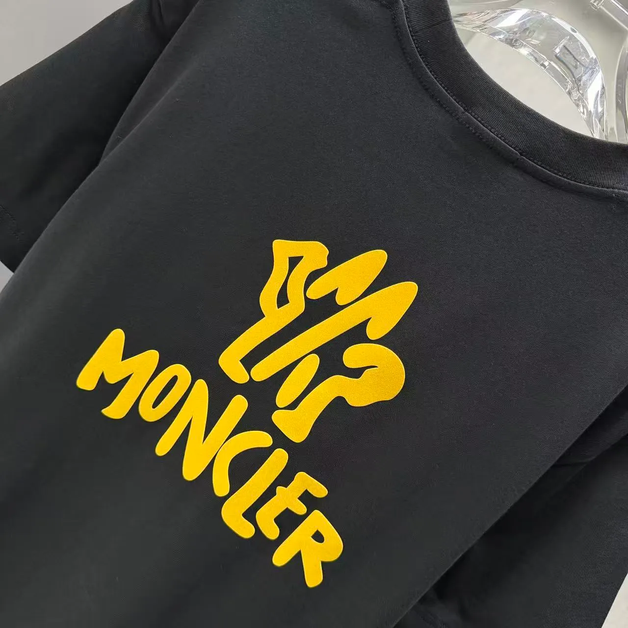 MONCL* * 2026 New Arrival T logo ：Black White Sizes：S M L XL XXL